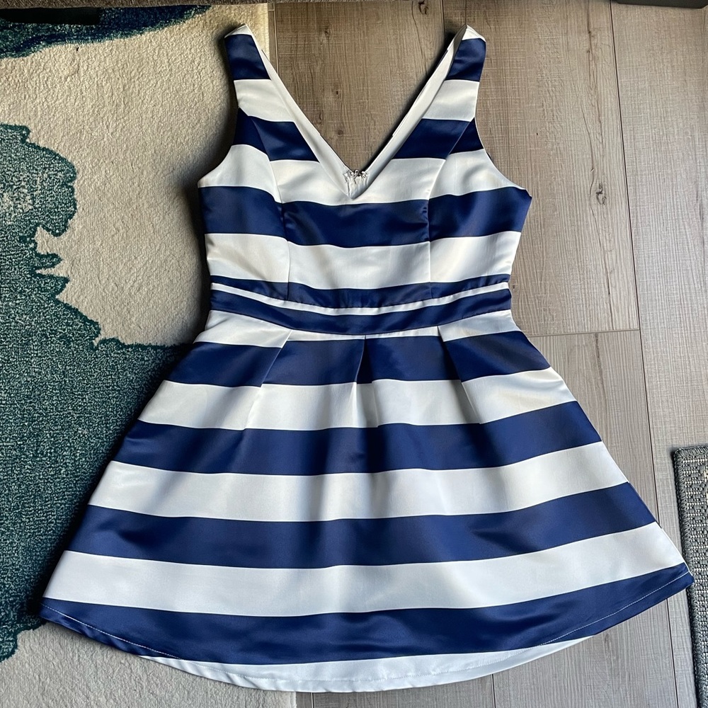 EUC! Navy & White Striped Dress
